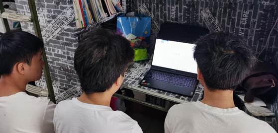 0FE9F448FC554BCFBFB81A0A4021F76E